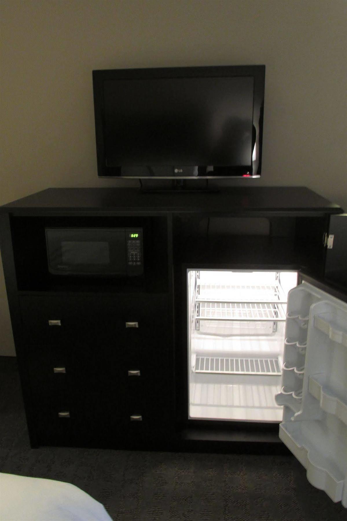 Okoboji Inn & Suites Milford المظهر الخارجي الصورة